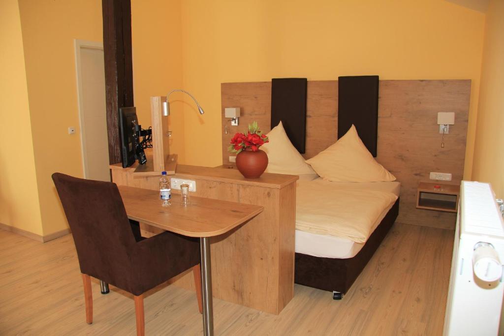 Waldhotel Albachmuehle Mit Albacher Stuben Wasserliesch Szoba fotó