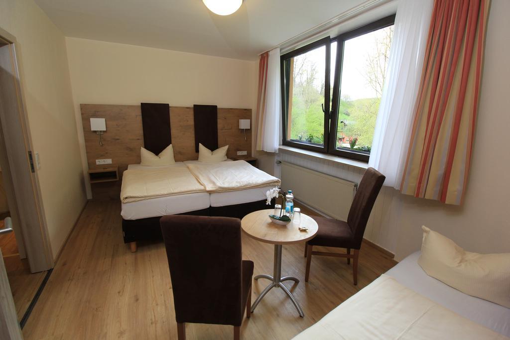 Waldhotel Albachmuehle Mit Albacher Stuben Wasserliesch Kültér fotó